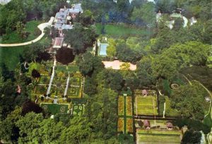 Todd Aerial Mapping Service, "Aerial View of Dumbarton Oaks, From East (1935)"
